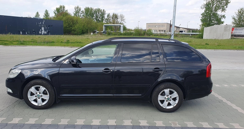 Skoda Octavia cena 15500 przebieg: 327000, rok produkcji 2009 z Lublin małe 172
